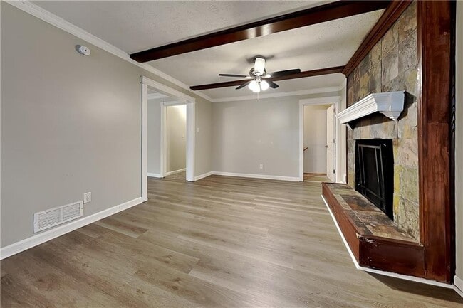 2755 Hickory Cir