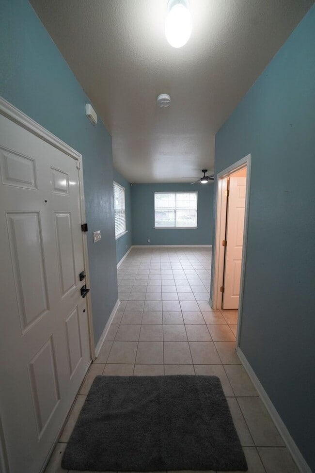 Photo - 68 Chapel Hill Cir