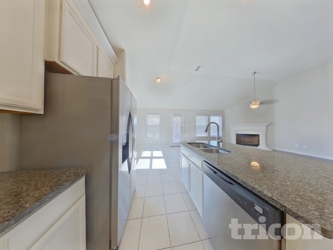 Photo - 125 Acadia Ln