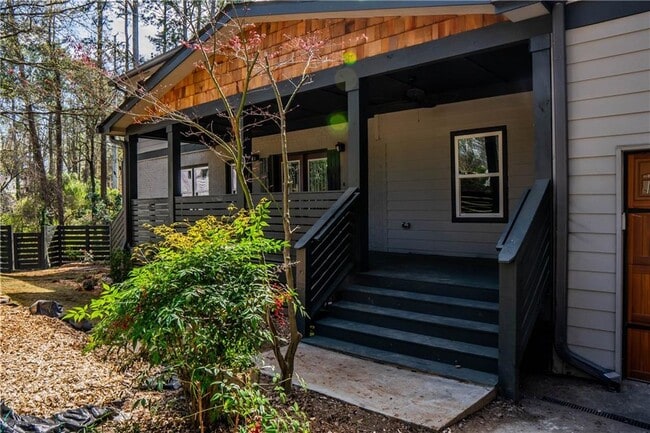 Photo - 1433 Merriman Ln NE