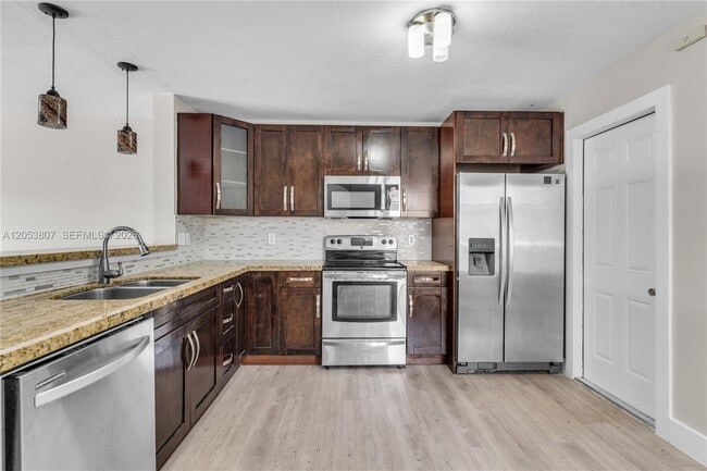 Photo - 7463 SW 164th Ave