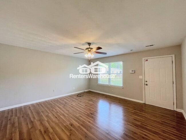 Photo - 1103 Saul Ct