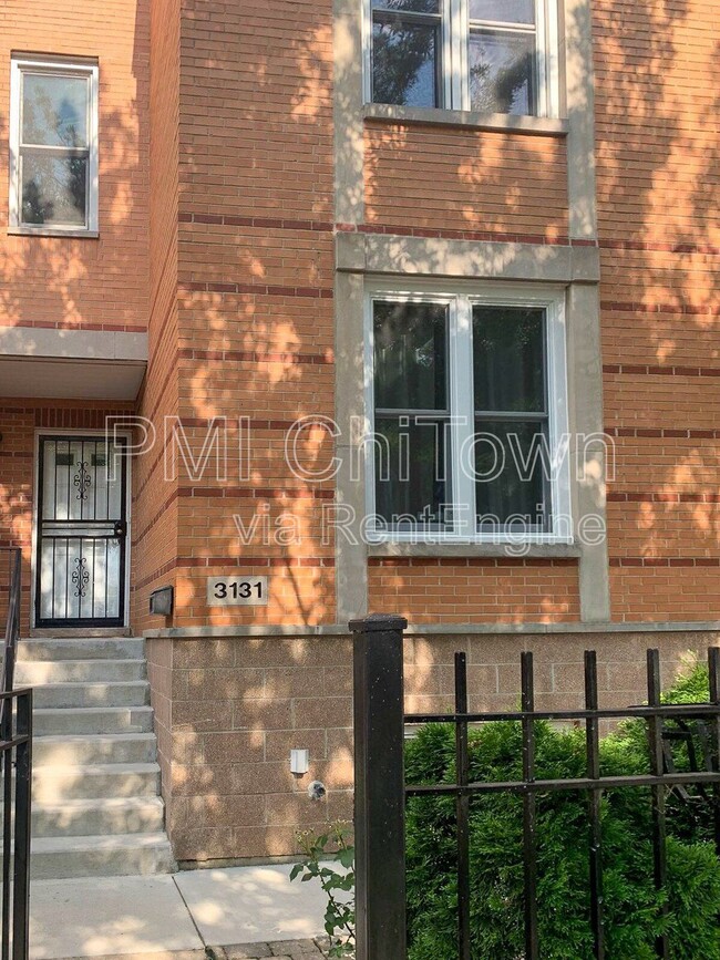 Photo - 3131 S Giles Ave House