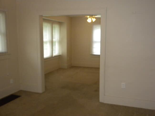 Photo - 2 bedroom/1 bathroom home