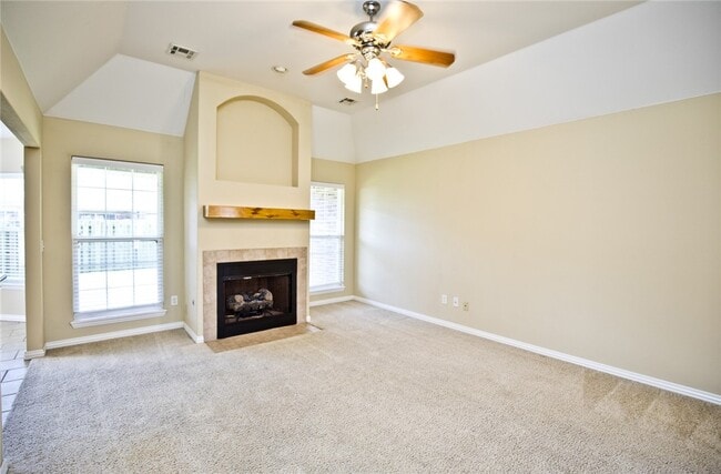 Photo - 1250 Torbay Trce