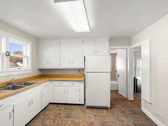 Photo - 1726 Iowa St