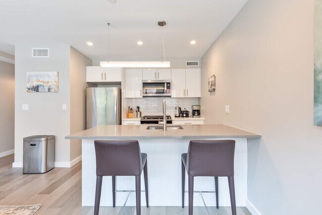 244 Hanover St Unit SI FL2-ID1241275P