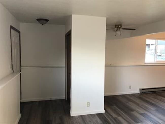 215 8th St Unit 2