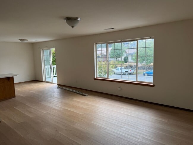 Photo - 705 N 6th St Unit C