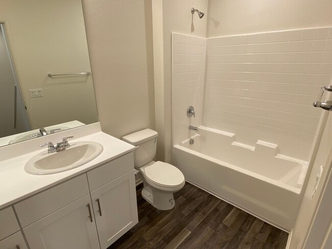 3 Bedroom Brand New Home! - 3 Bedroom Brand New Home!