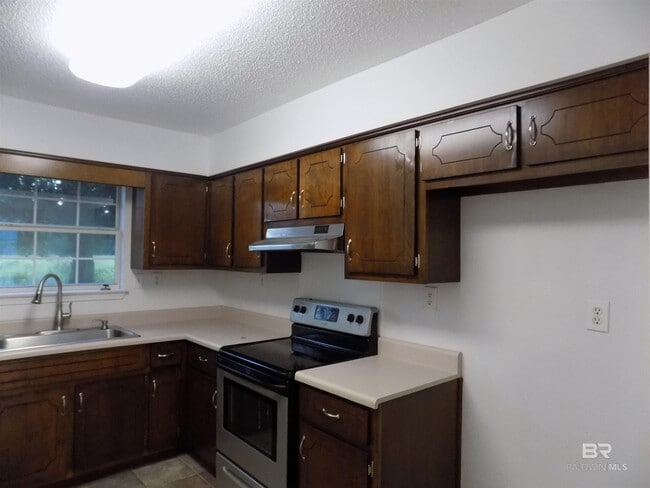 Photo - 23266 Wilson Dr