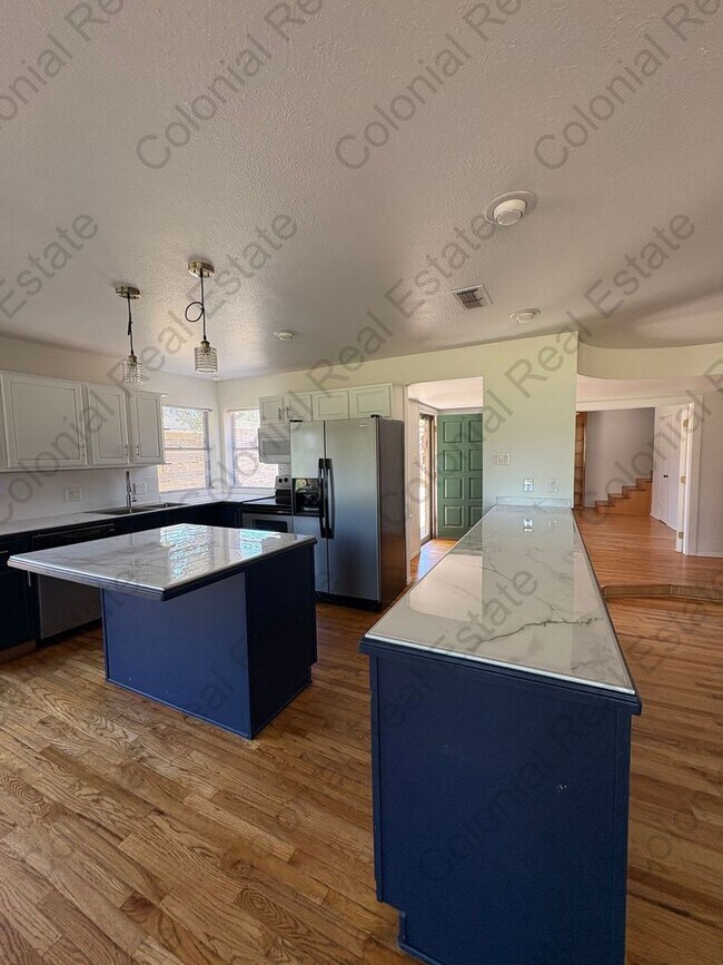 1600 Colonial Pkwy