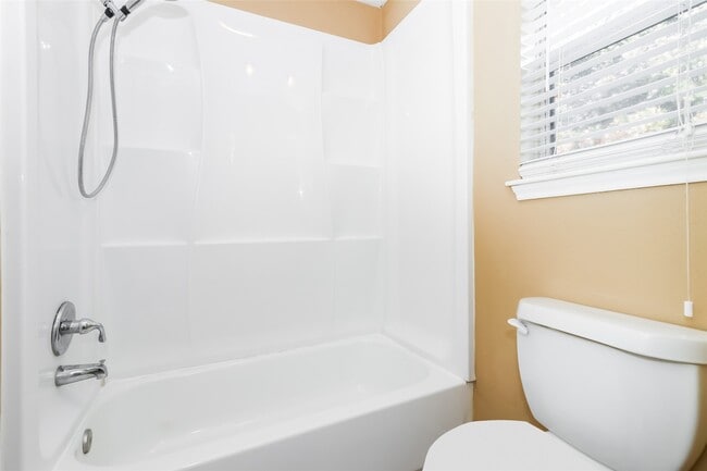 Photo - 14815 Oak Pines Dr