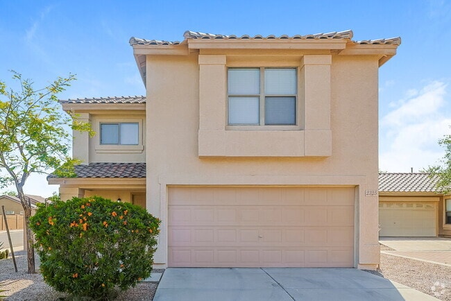 Building Photo - 2325 E Palm Beach Dr Rental