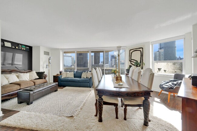 545 N Dearborn St Unit 2510