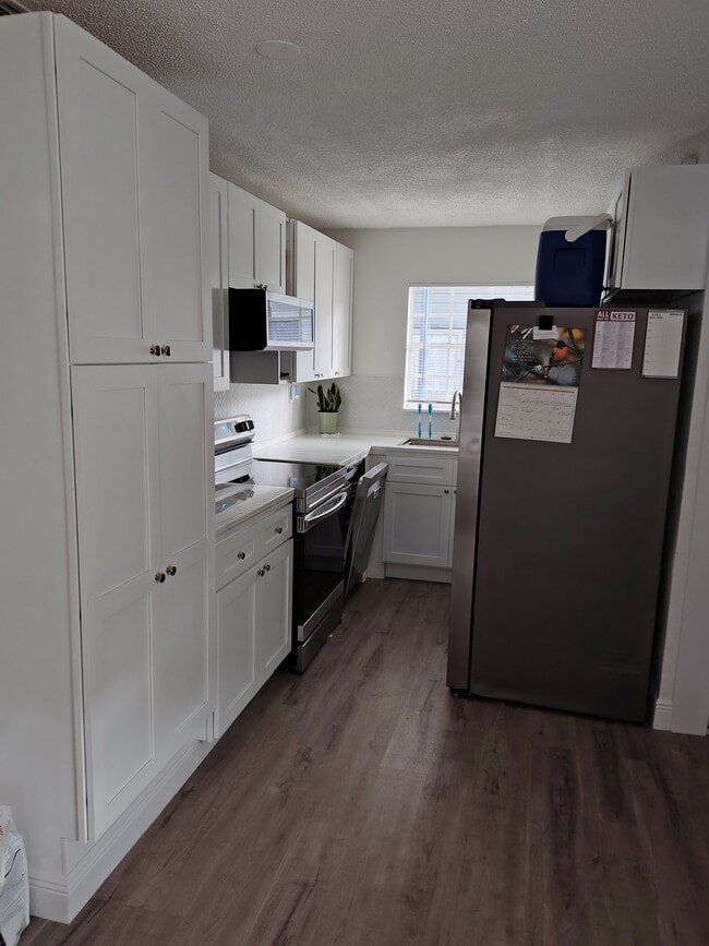 Photo - 313 Dirksen Dr Unit 313 E2 Dirksen Drive