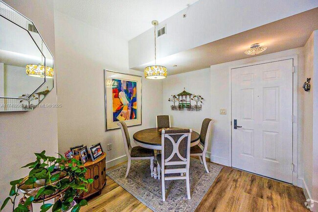 Building Photo - 510 NW 84th Ave Unit 640 Rental