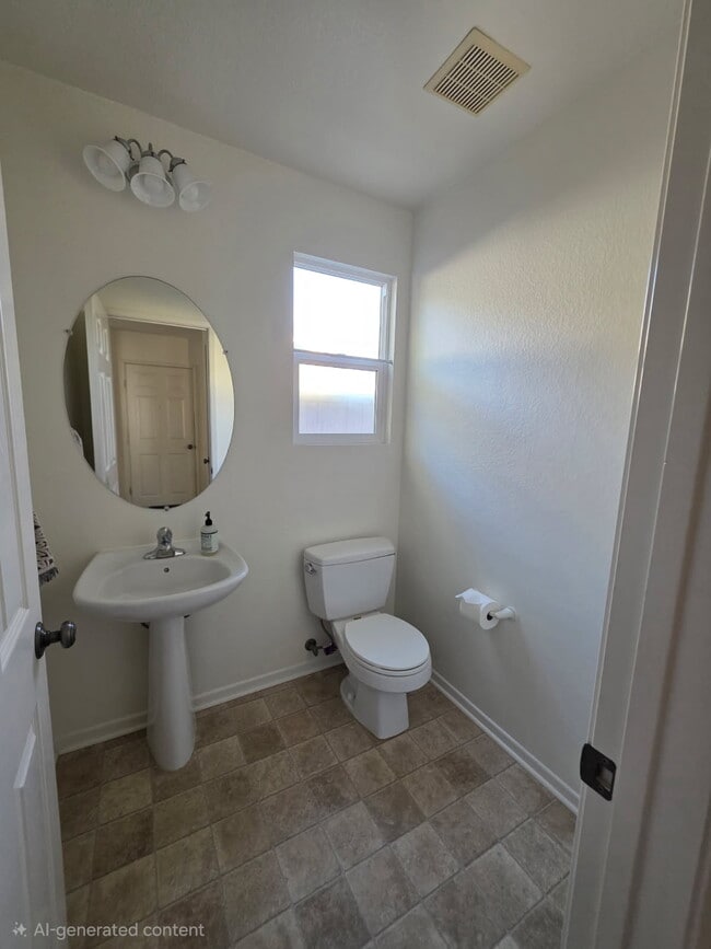 Photo - 165 Canyon Creek Way