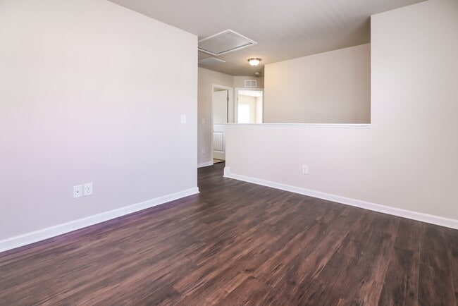 280 Lakemont Dr