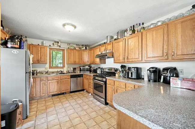 Photo - 39 Valley Ln