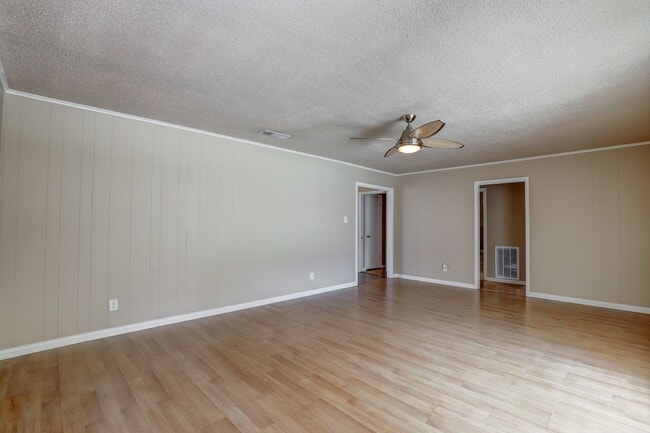 Photo - 3 Bedroom 2 Bathroom House