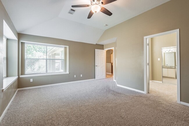 Photo - 18326 Cinderwood Dr