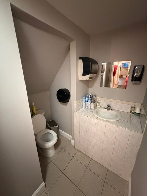 645 Norton St Unidad Office Space