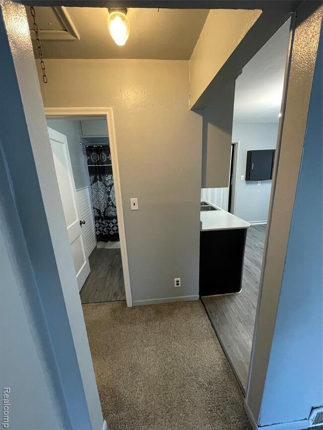 Photo - 11099 Studebaker Ave