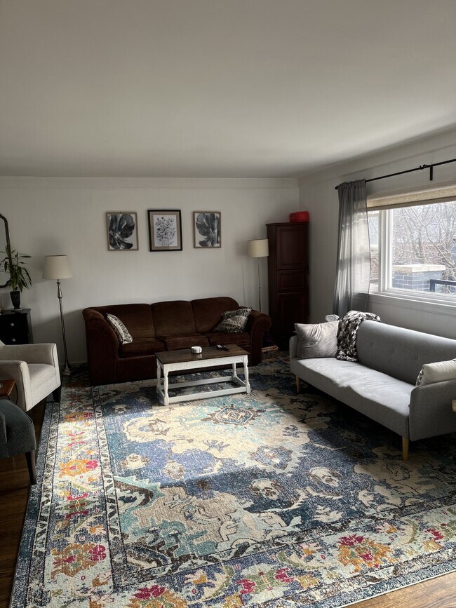 Photo - 283 Indian Grv Unit 3