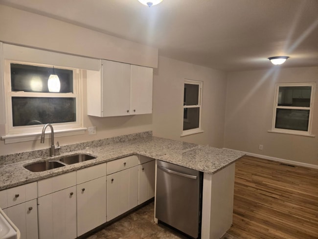 Photo - 5 Overlook Trail