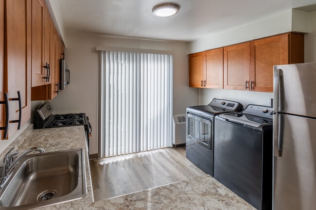 Newport Landings Apartment Community