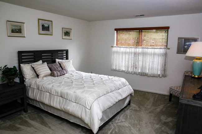 Photo - SAGEMORE APARTMENTS