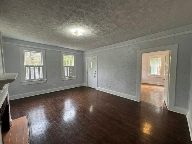 Photo - 435 Alta Woods Blvd