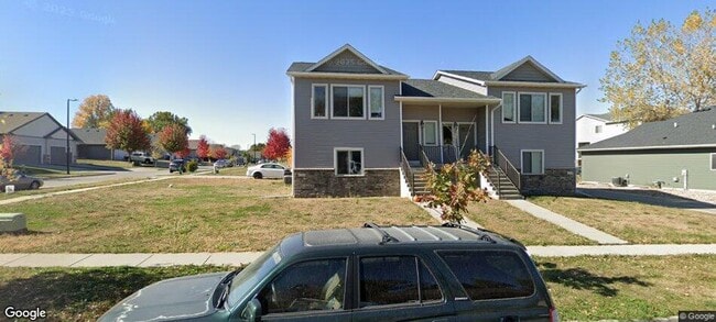 Building Photo - 329 Sunflower Dr