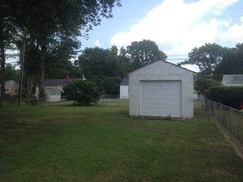 Photo - 515 York Ave