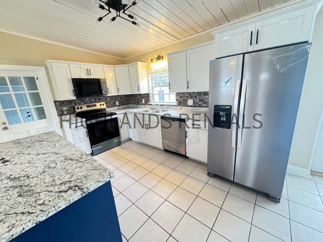 Photo - 1613 Hitakee Ave