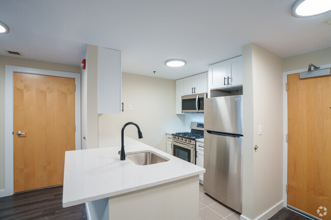 Interior Photo - Kendall Crossing Apartments