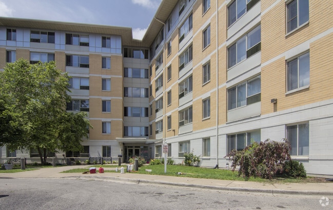 Photo - Riverwalk Senior Residences