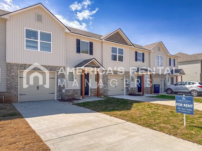 Photo - Escape to Lakeside Living in Lincoln! View with 48 Hours Notice!