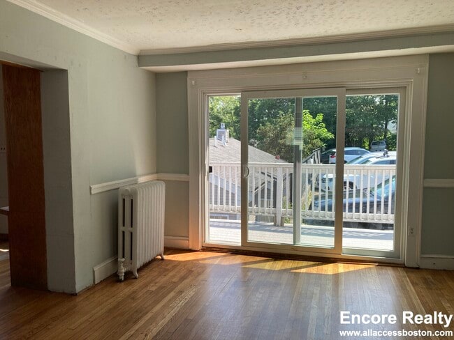 Photo - 15 Radnor Rd Unit 15 Radnor Road