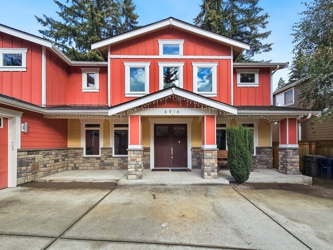Photo - Modern 5-Bedroom Kirkland Home with Solar ...