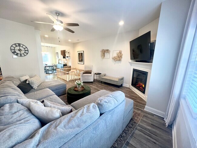 Photo - 309 Pasture Ln