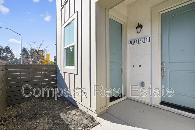 Photo - 3814 Norbridge Ave Unit 2