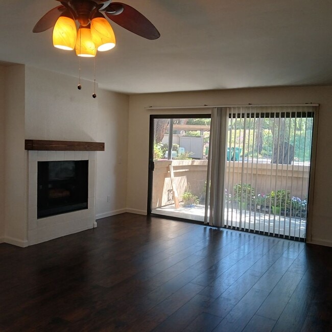 Building Photo - Scripps Westview Condo