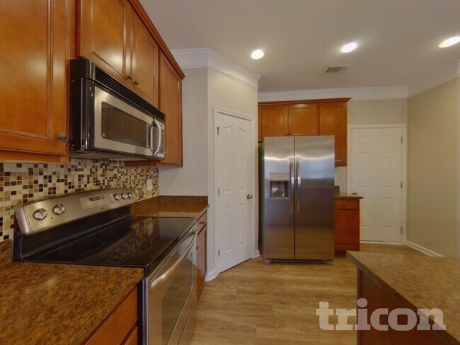 Photo - 510 Norwell Ln