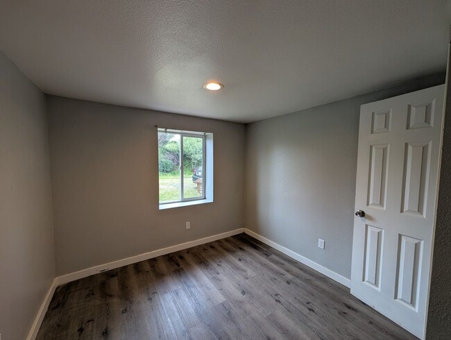 Photo - 625 E 5th Ave Unidad 629 E. 5th Ave