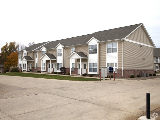 Prairie Creek Apartments - Prairie Creek Apartments