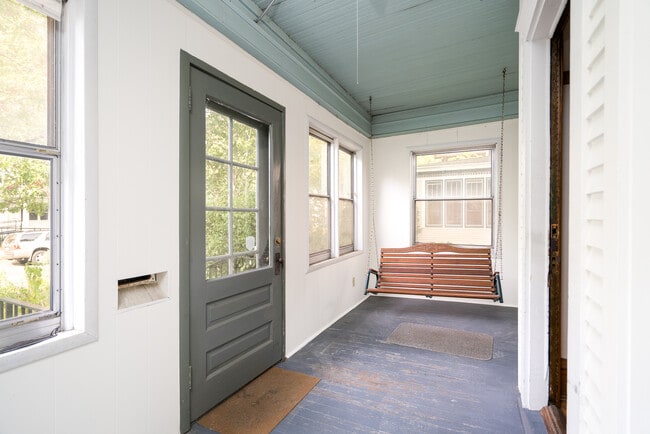 Photo - 3335 1st Ave S