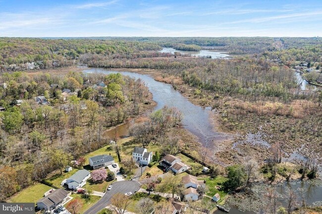 Photo - 2037 Dewey Dr