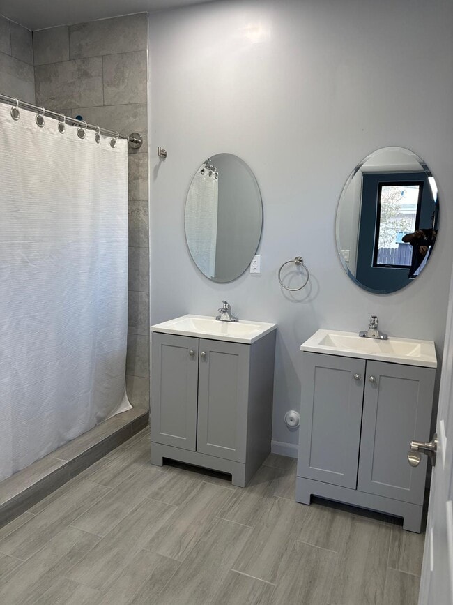 Photo - 1393 NW 31st St